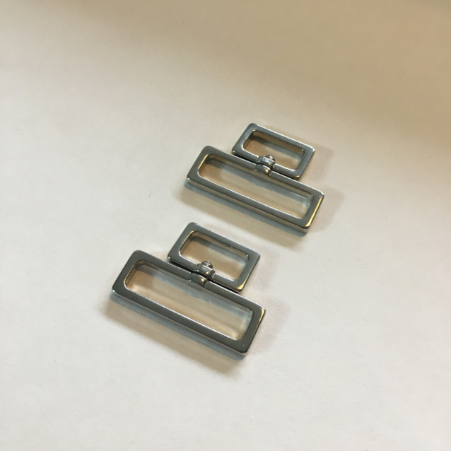  Strap attachment - H: 33 mm - W: 45 mm